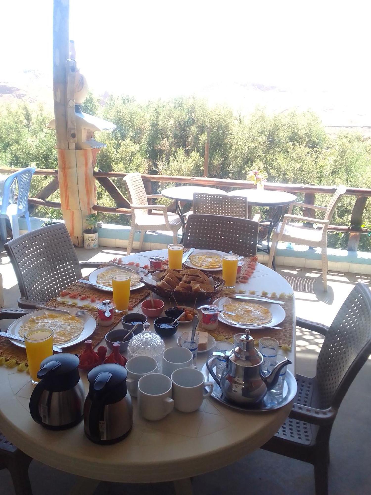 Hotel Restaurant Ait Saderat Boumalne Dades Экстерьер фото